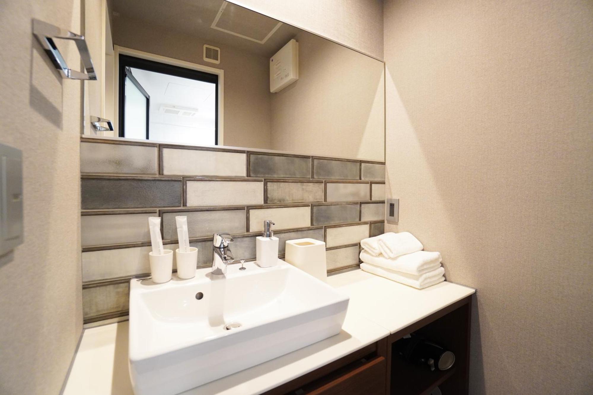 Avenir Apartment *