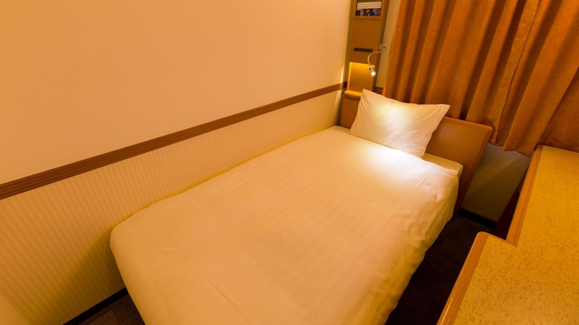 Hotel Toyoko Shijo-karasuma 3*