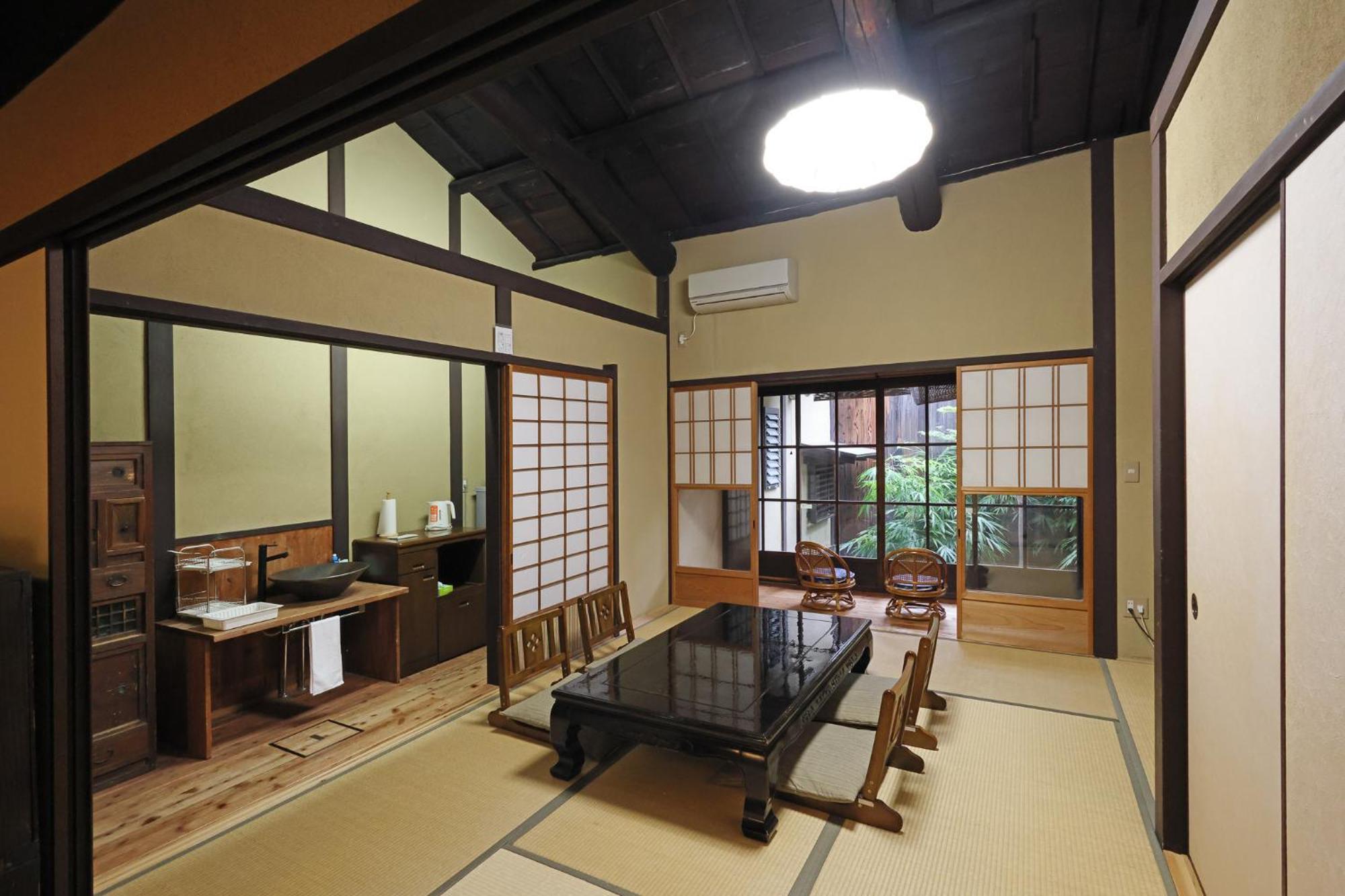 Heiankyu-dairi No Yado