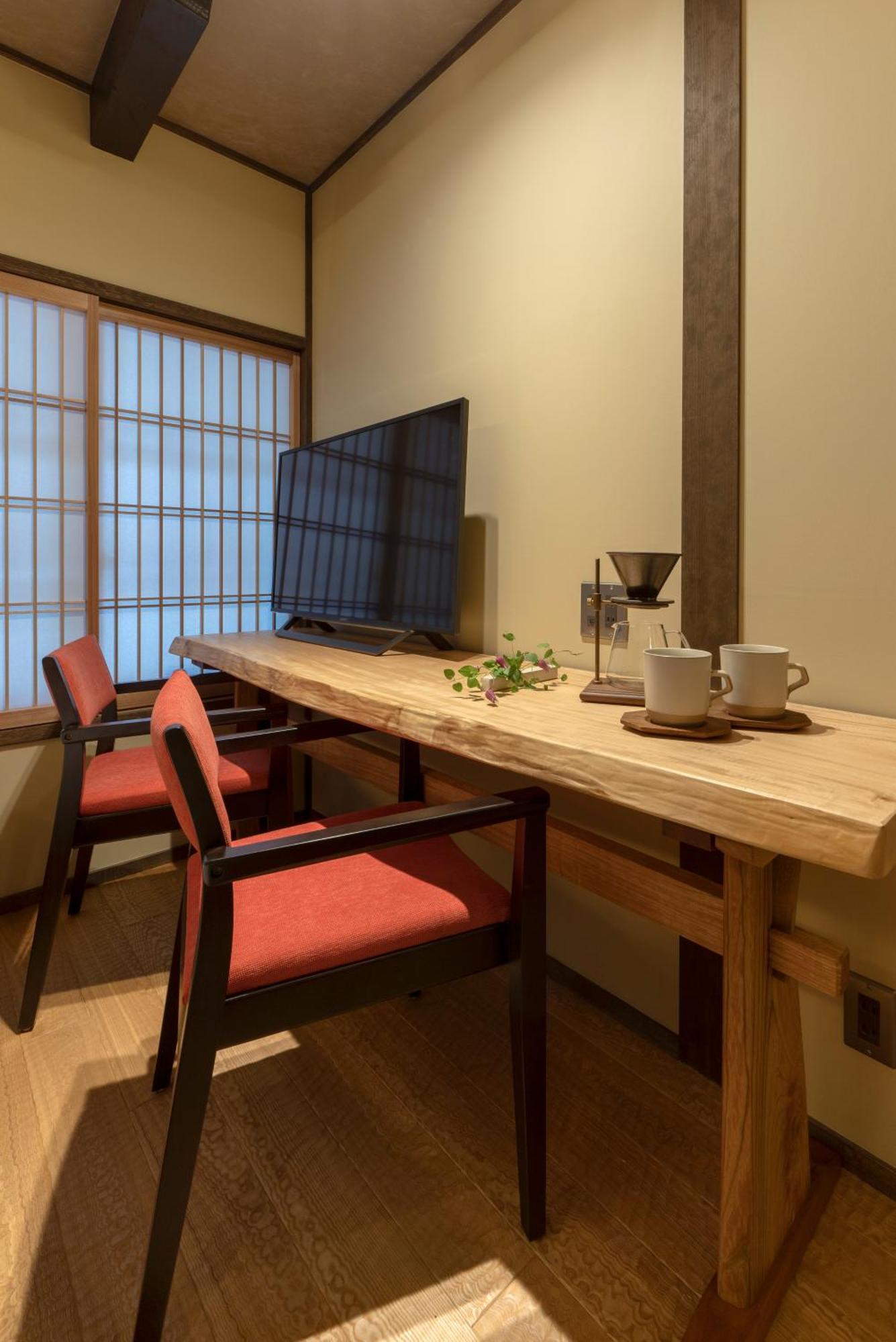 Hotel The Machiya Kamiumeya
