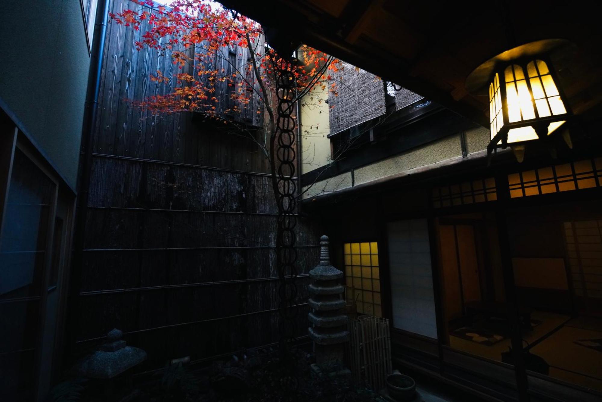 Tori Ryokan