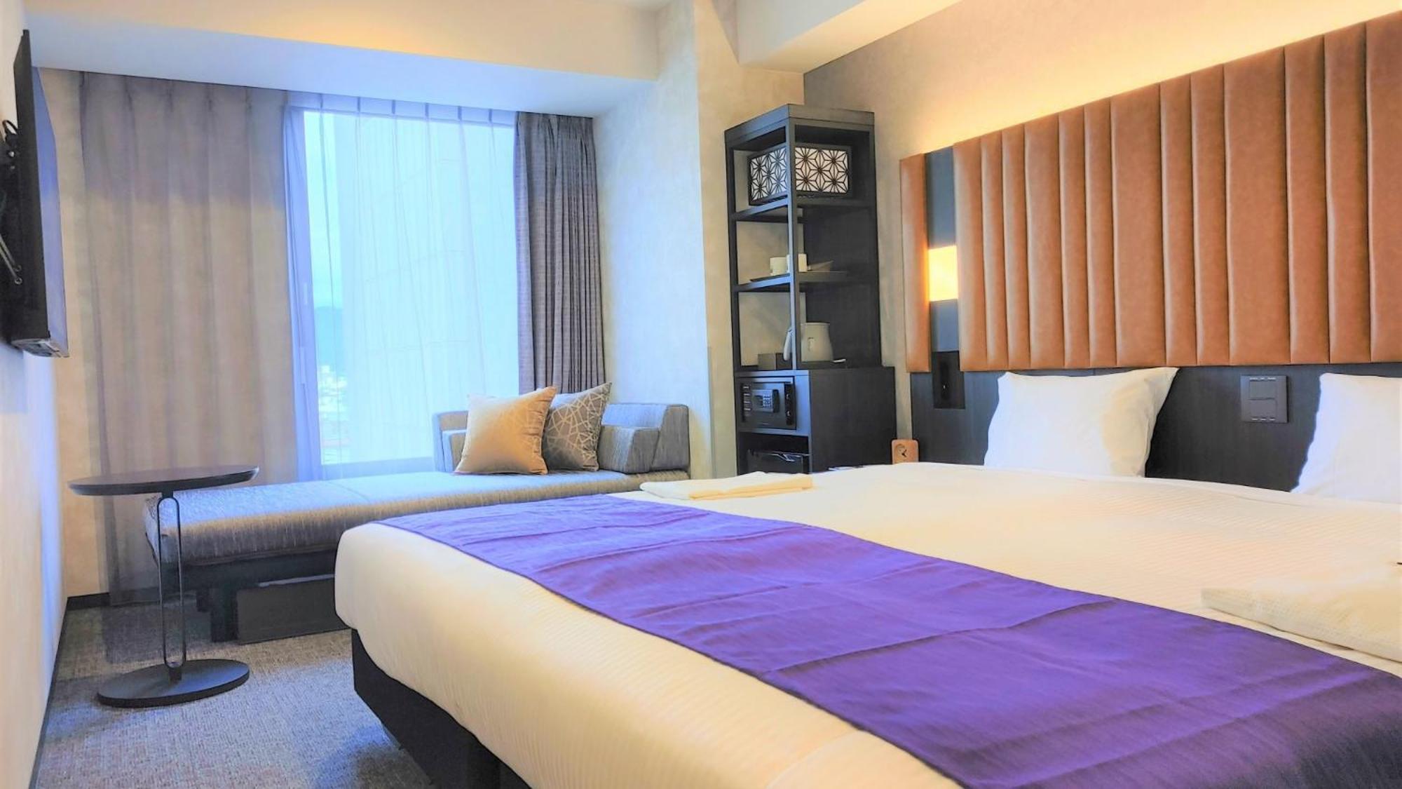 Monday Marutamachi Hotel 3*