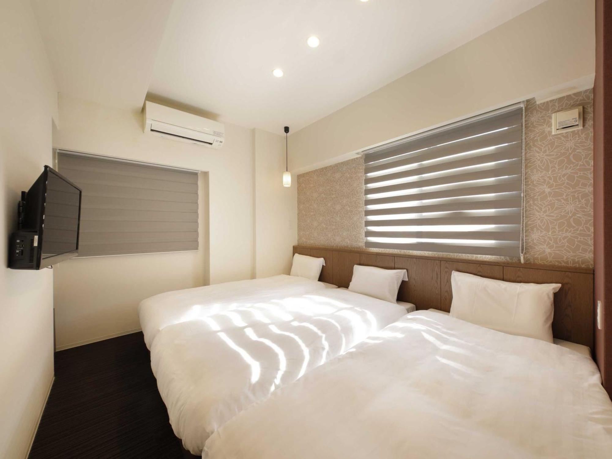 Hotel Smart Place Nijojo-mae Station 3*