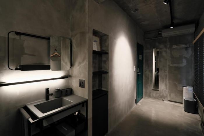 Shin Hostel *