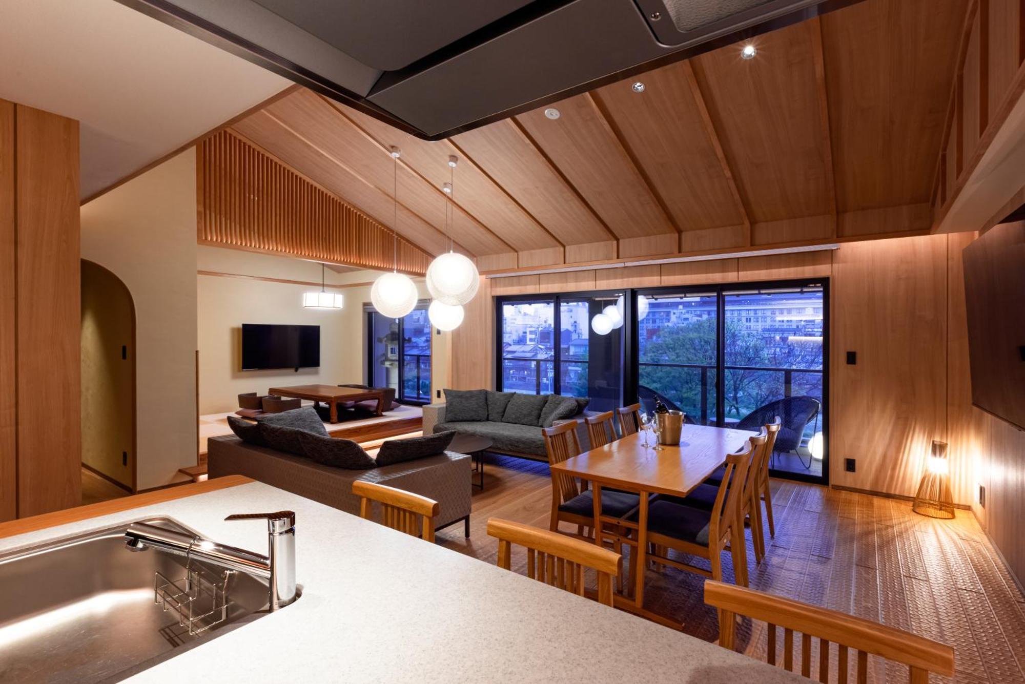 Rinn Gion Shirakawa 4*