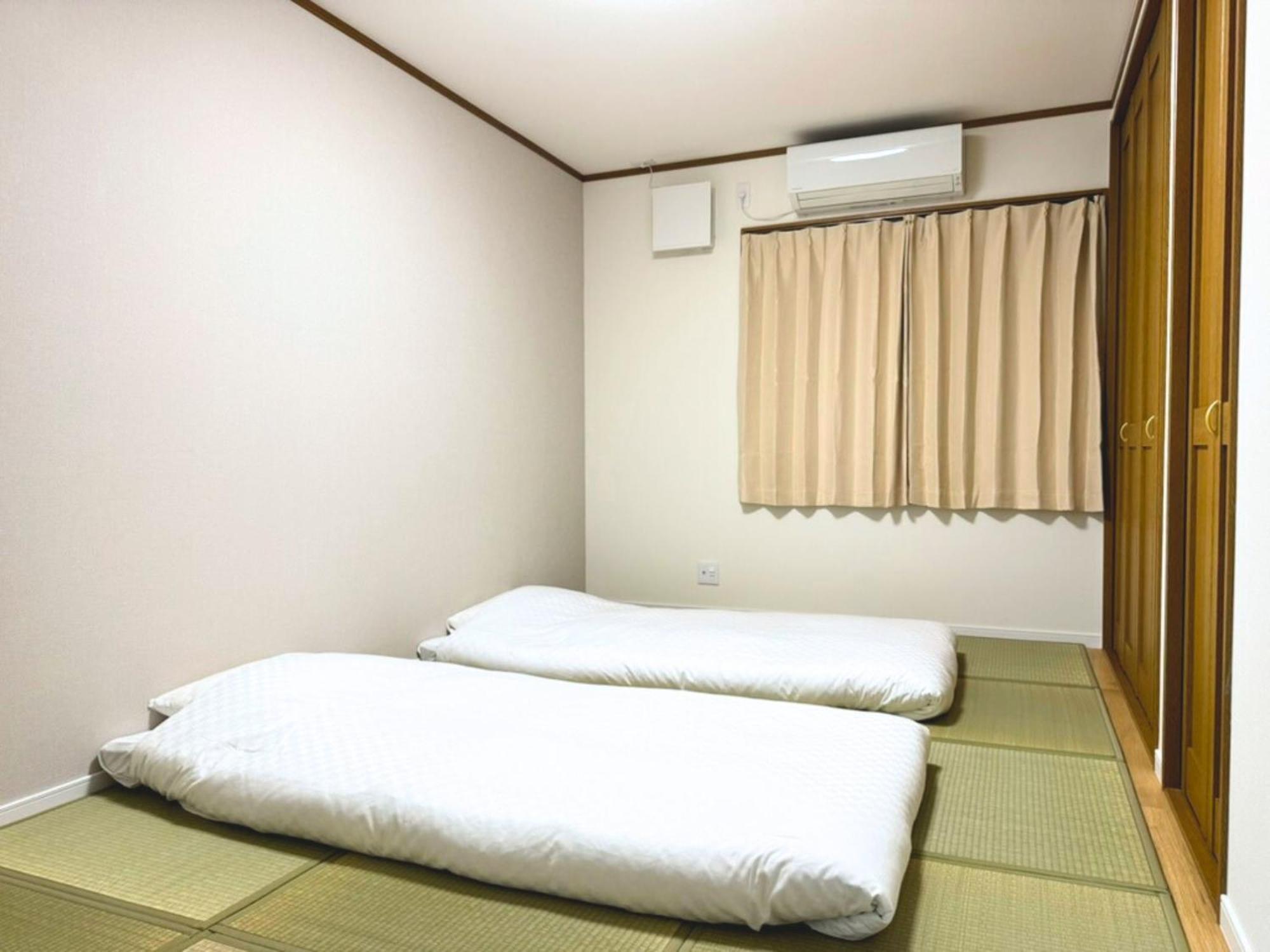 Holiday home 2-bedroom House With Free Parking