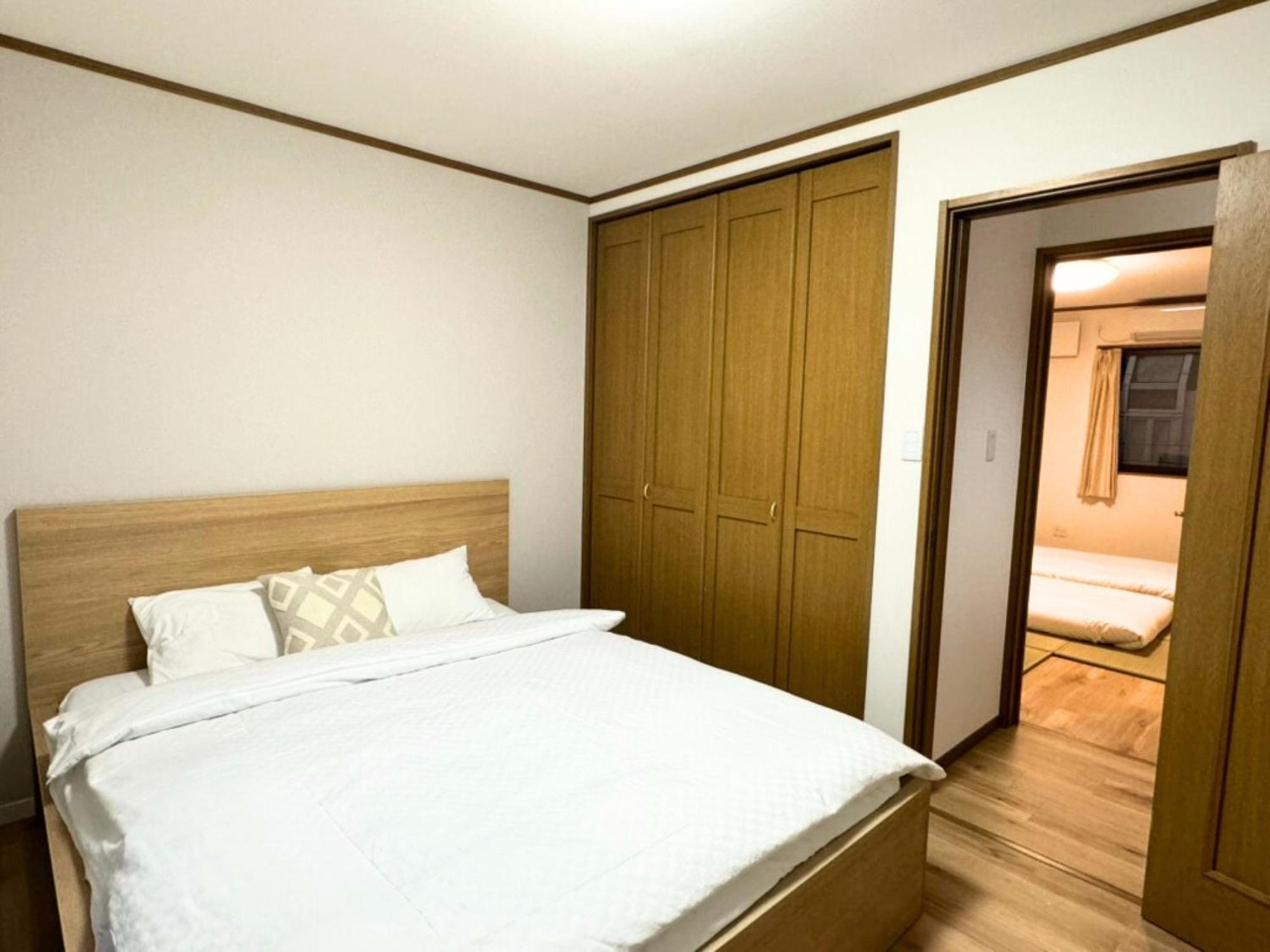 2-bedroom House With Free Parking *