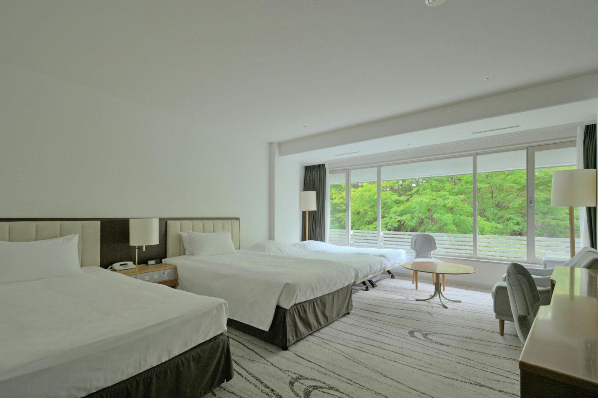 Hotel The Prince Takaragaike, Autograph Collection