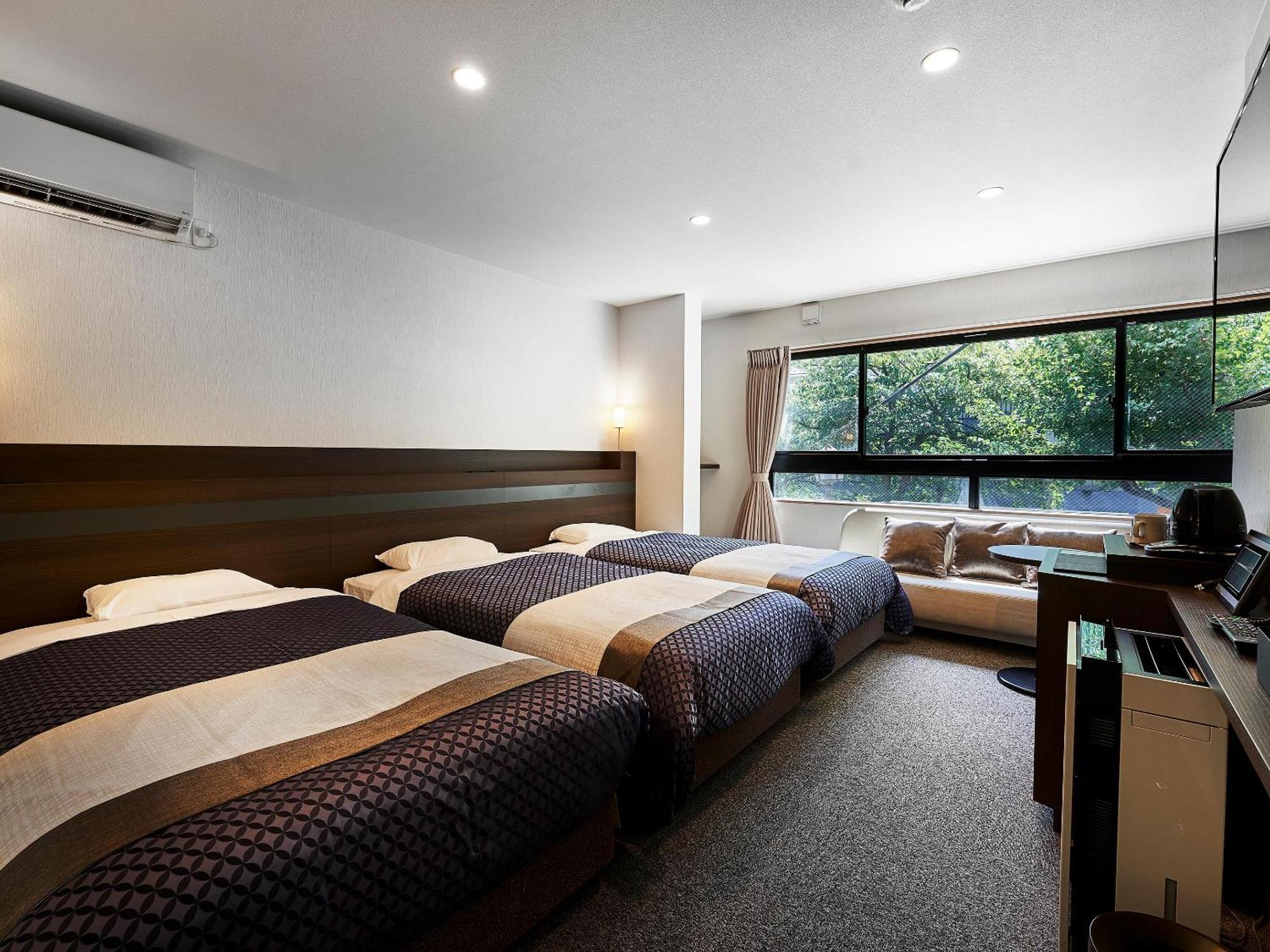 Izutsu Takasegawa Hotel 3*