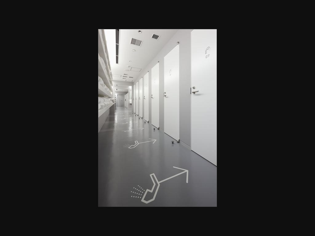 Nine Capsule hotel 2*