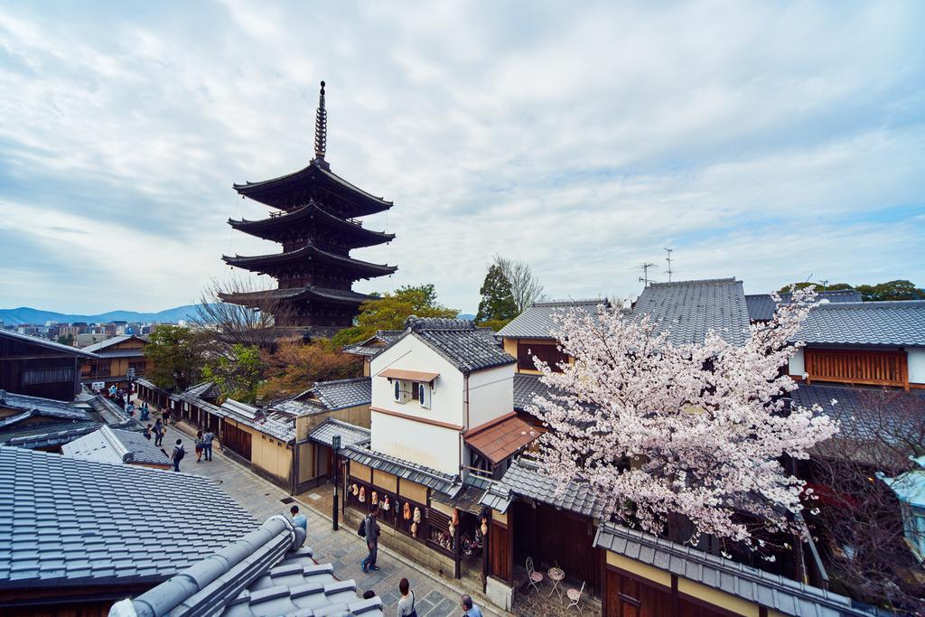 Hana-touro Yasakano-tou Machiya Premium
