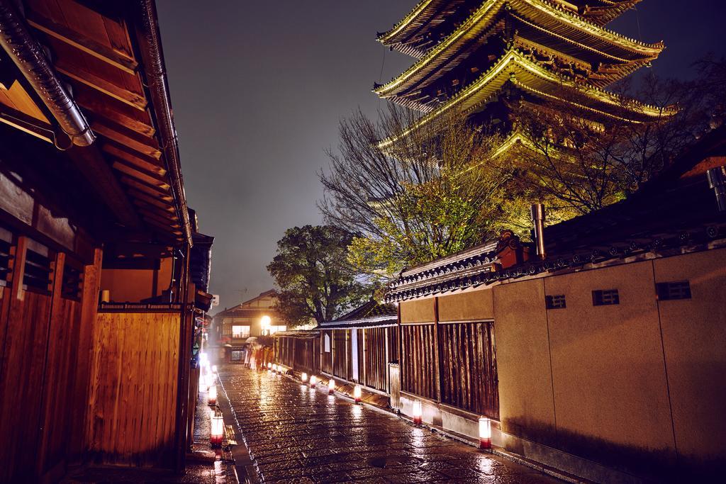 Hana-touro Yasakano-tou Machiya Premium