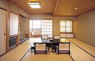 Hotel Arashiyama Onsen Saishikino Yado Hanaikada 3*