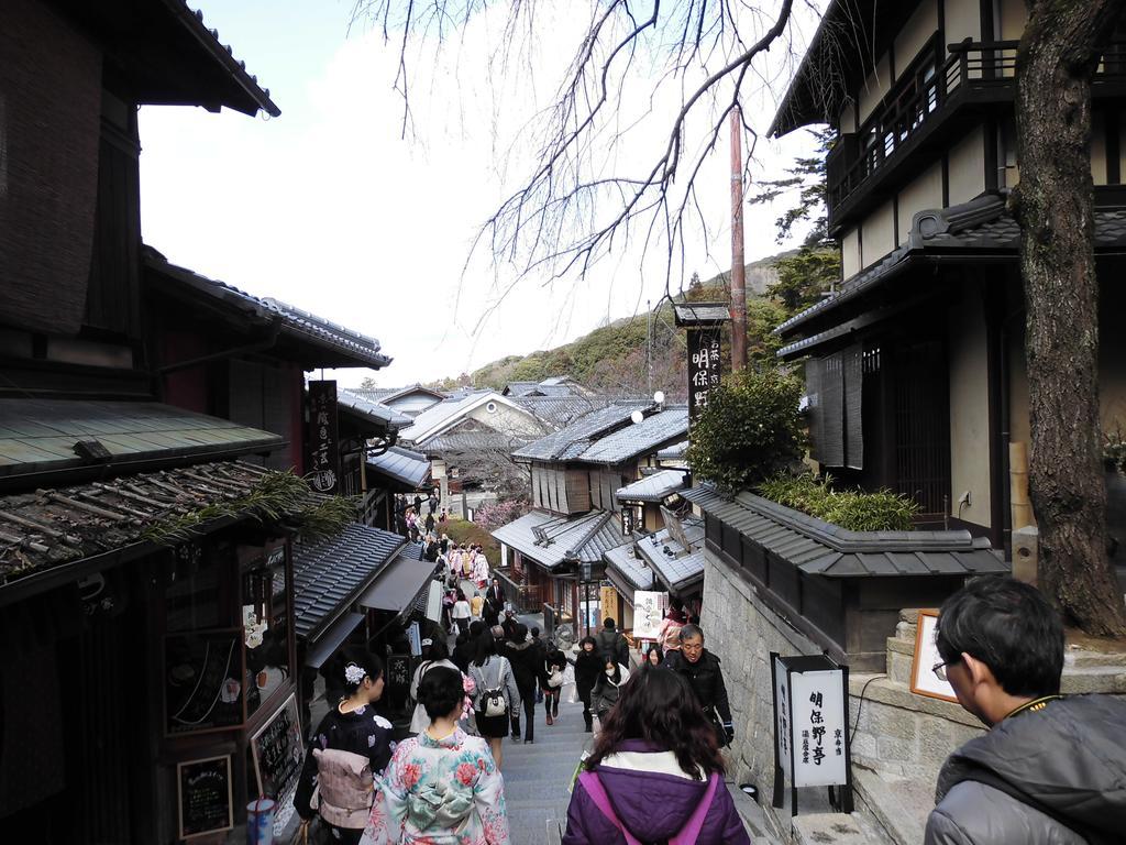 Hana-touro Yasakano-tou Machiya Premium *