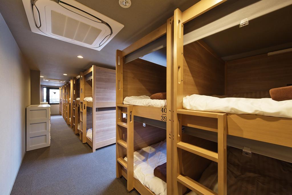 Kaede Hostel *