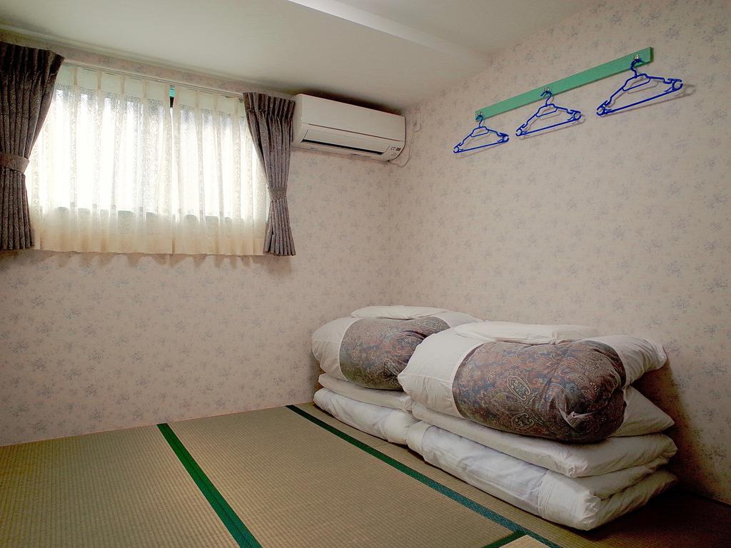 Guest house Bj Family *