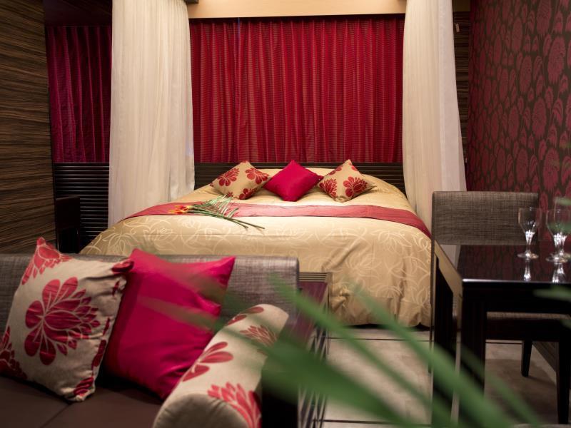 Hotel And Lotus Modern (adults Only)