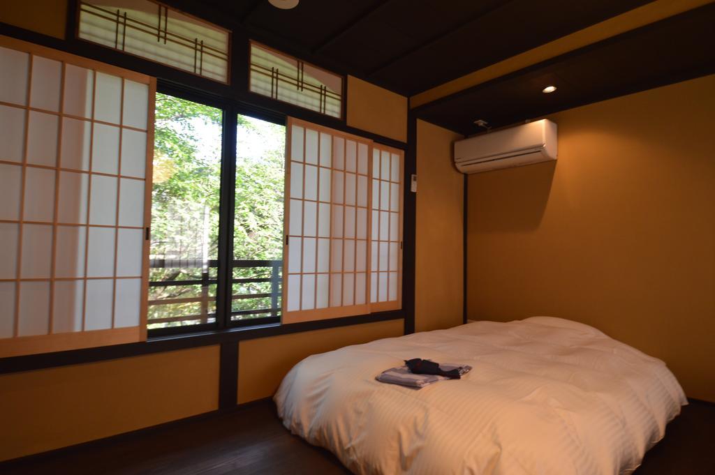 Rinn Shijo Takasegawa Kyoto