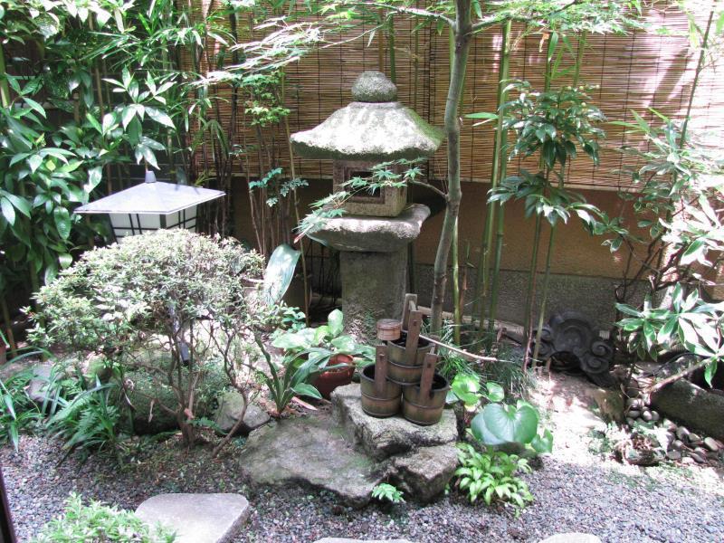 Nakajimaya Ryokan 2*