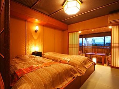 Arashiyama Onsen Saishikino Yado Hanaikada 3* Kyoto