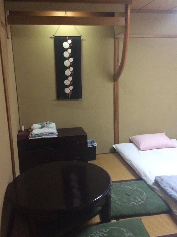 Guest house Tanaka-ya 2*