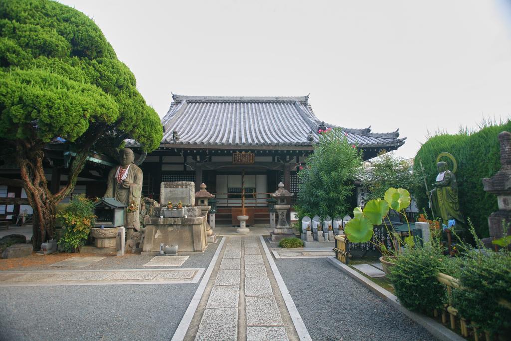 Sarangbang Guest house
