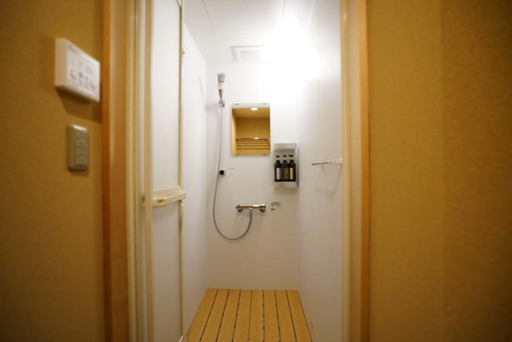 Tori Ryokan
