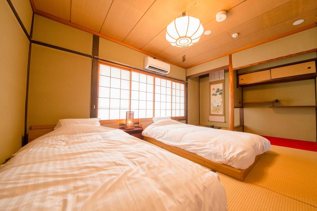 Rin Kinkaku-ji Temple Holiday home