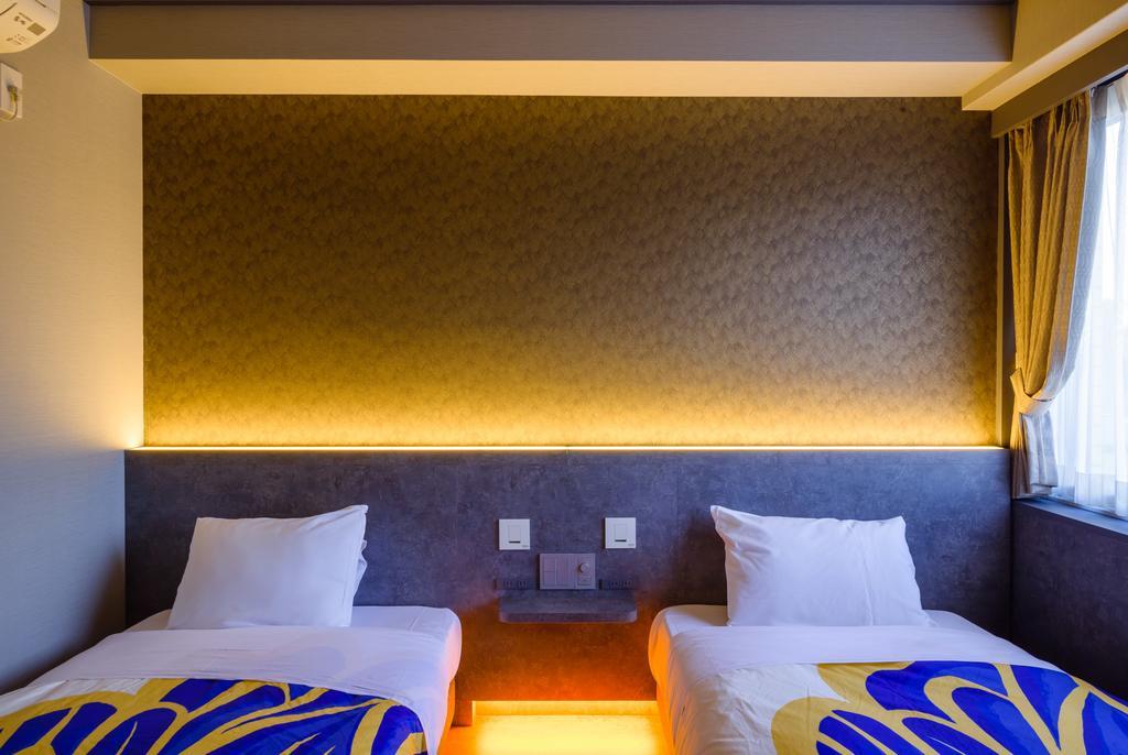 Travellers Hotel 3*