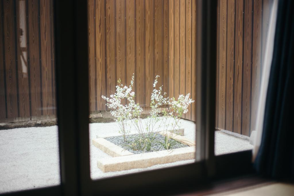 Entrance Life Enmachi By Japaning Kyoto