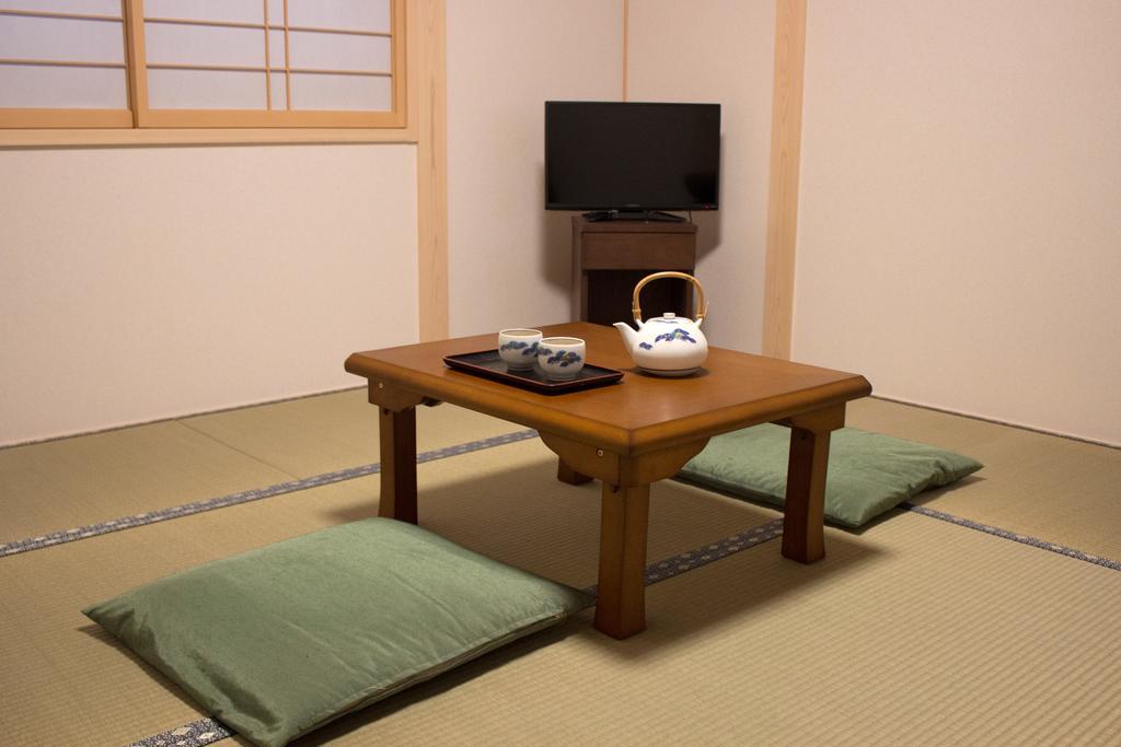 Ryokan Kamoya 3*