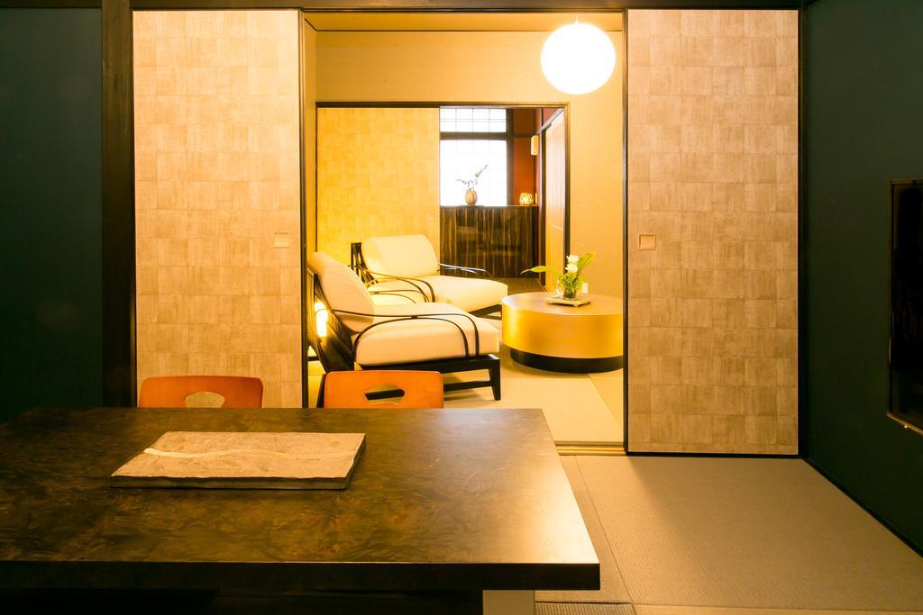 Hosta Nijo Aoi Holiday home *