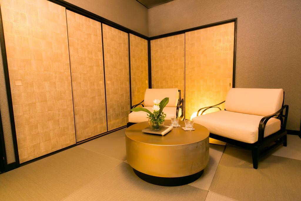 Hosta Nijo Aoi Holiday home *