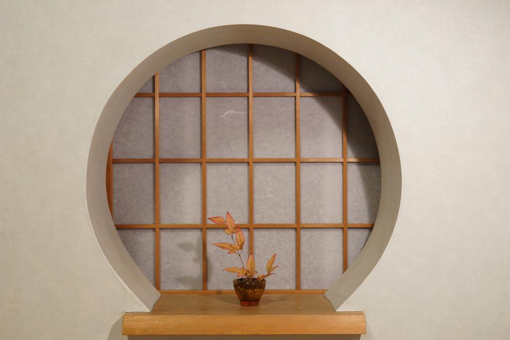 Lantern Hostel *