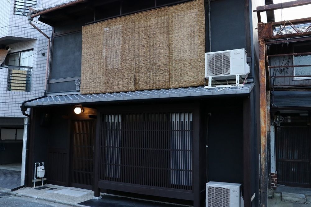 Teahouse Rouji 2*