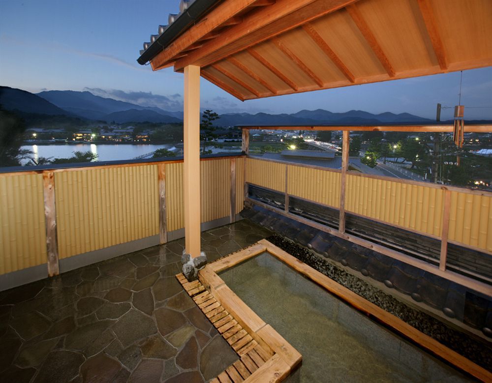 Arashiyama Onsen Saishikino Yado Hanaikada Kyoto
