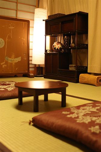 Haruya Higashiyama Hostel *