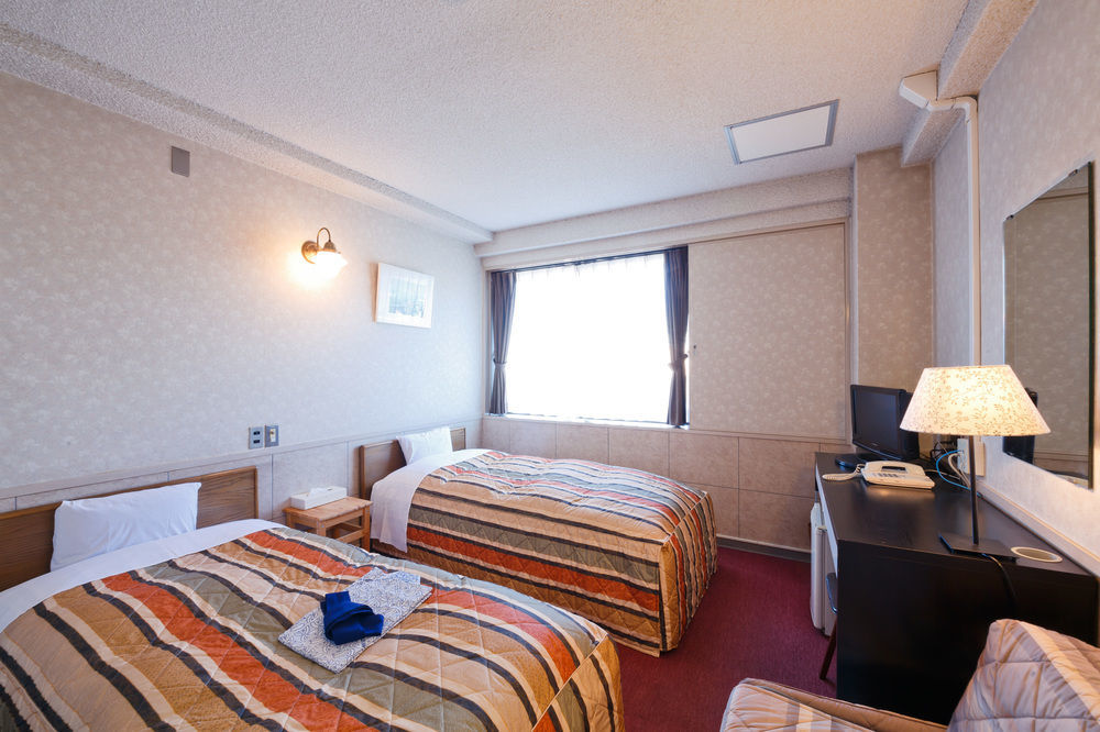 Travellers Hotel