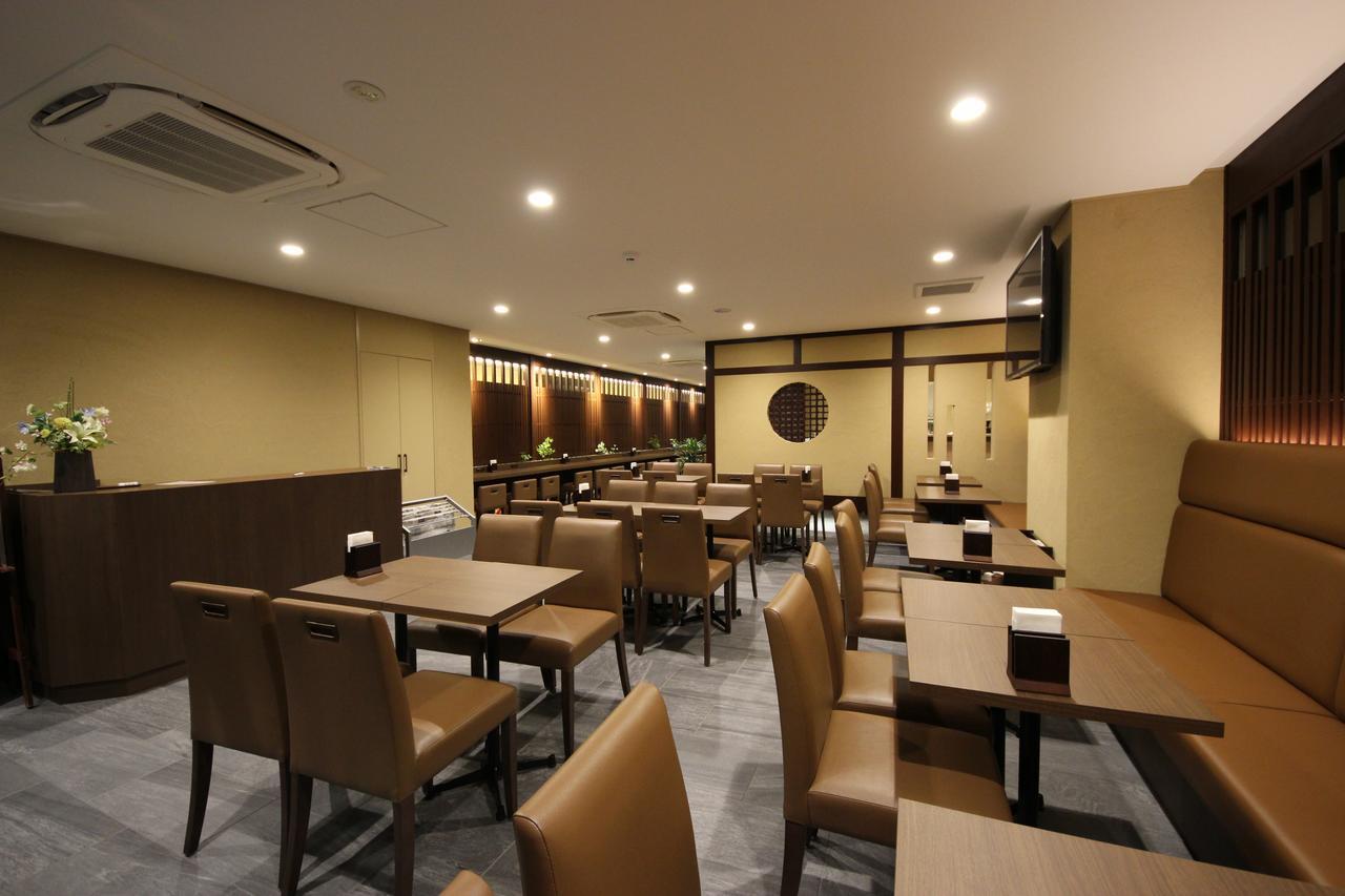 Urbain Shijo Omiya