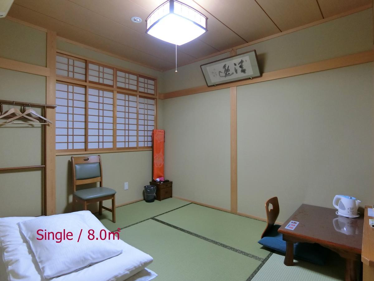 Ryokan Kyoraku 3*
