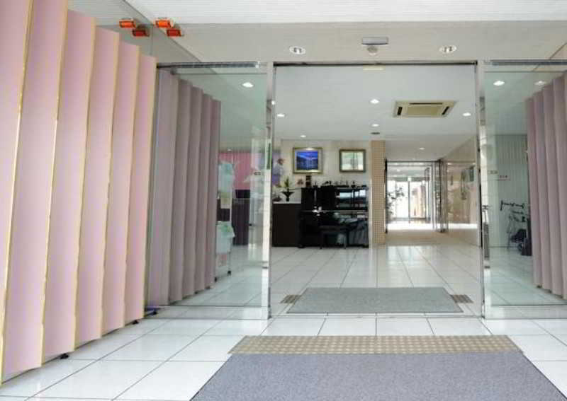 Plaza Hotel 3*