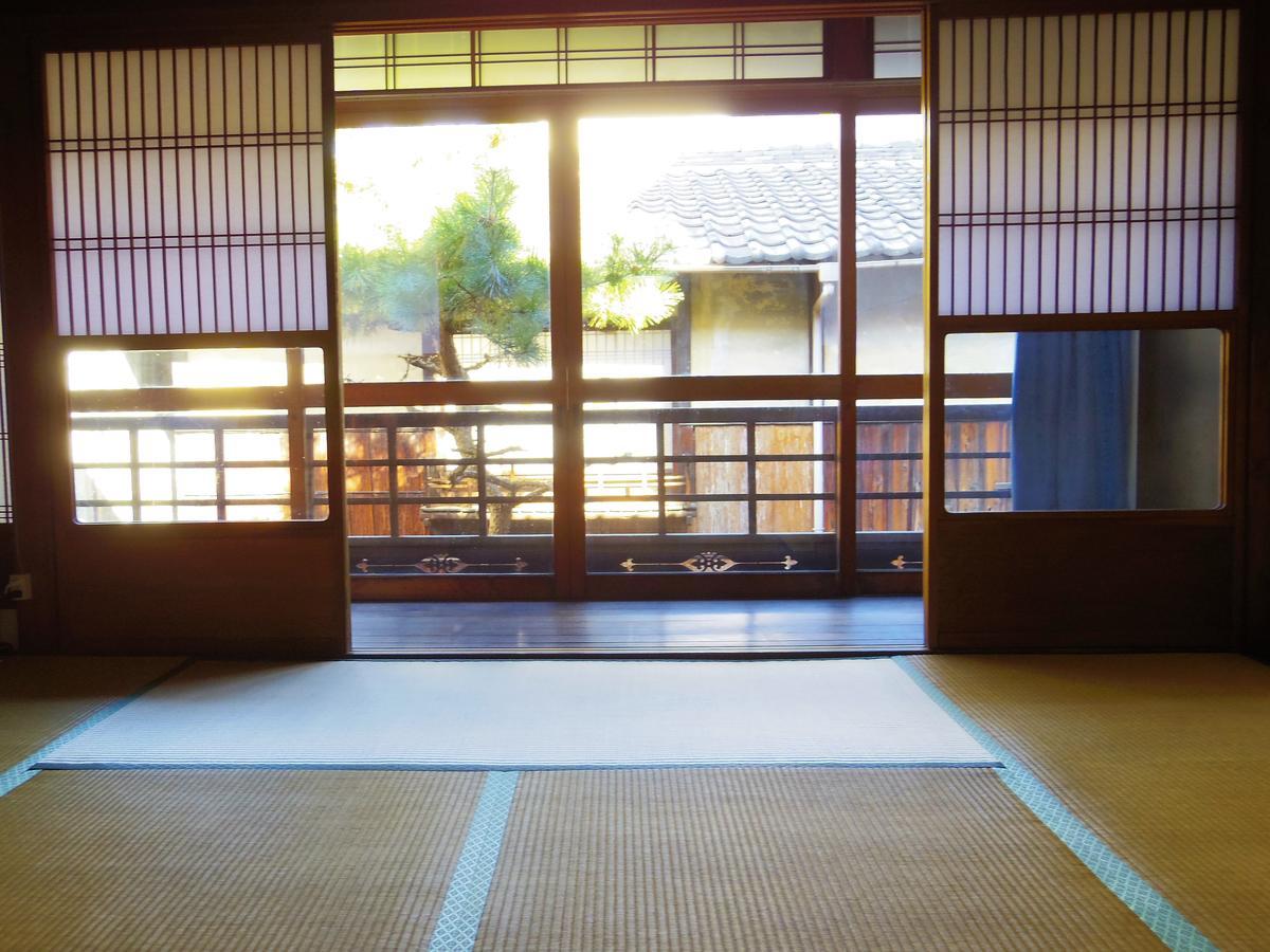 Guest house Ayame 2*
