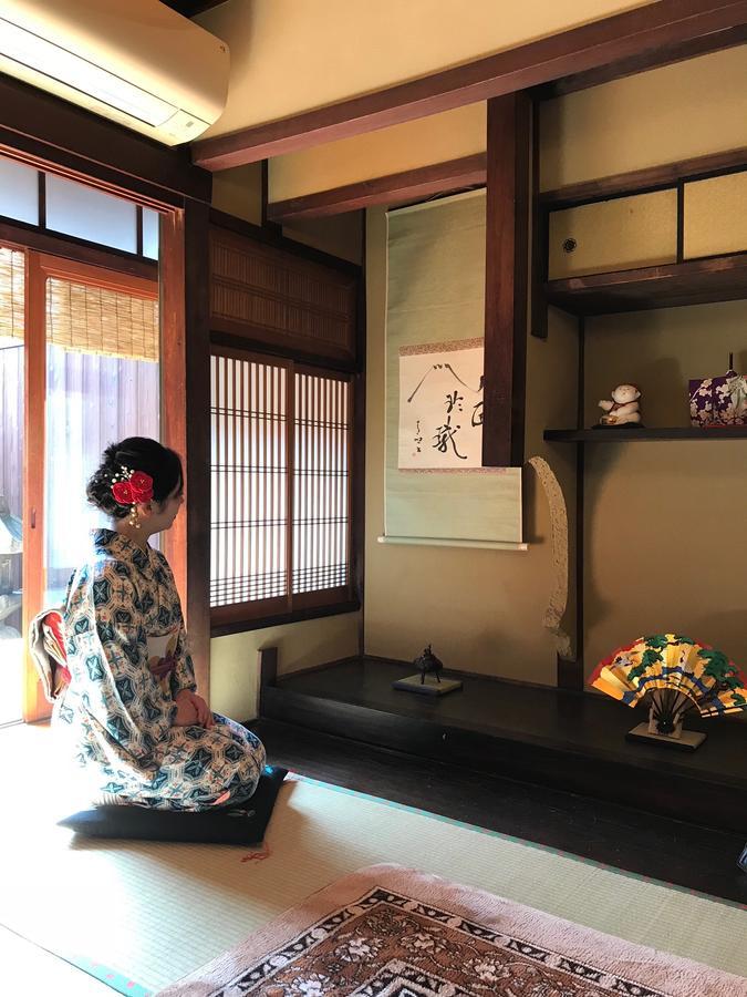 Naokonoza Tsubakitei Kyotoeki * Kyoto