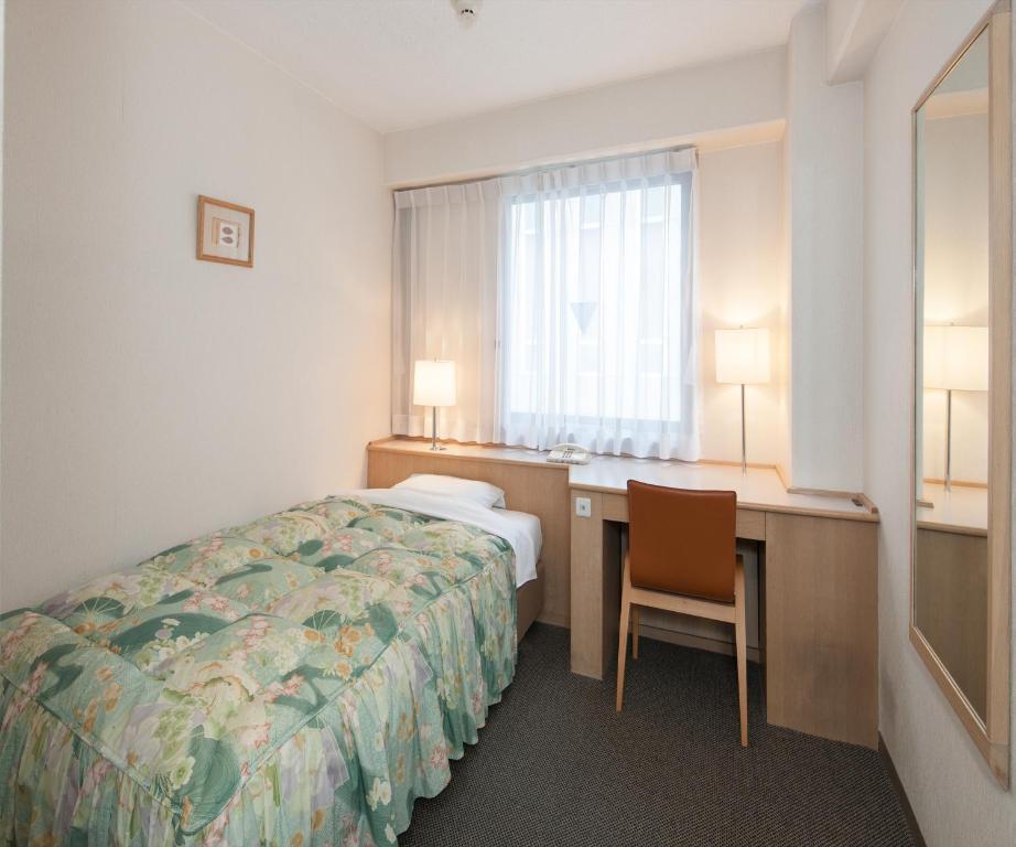 Economy hotel Dai-ni Tower 3*