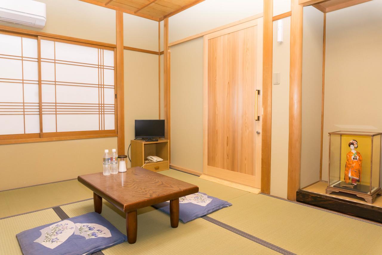 Ryokan Hinomoto Kawaramachi Kyoto