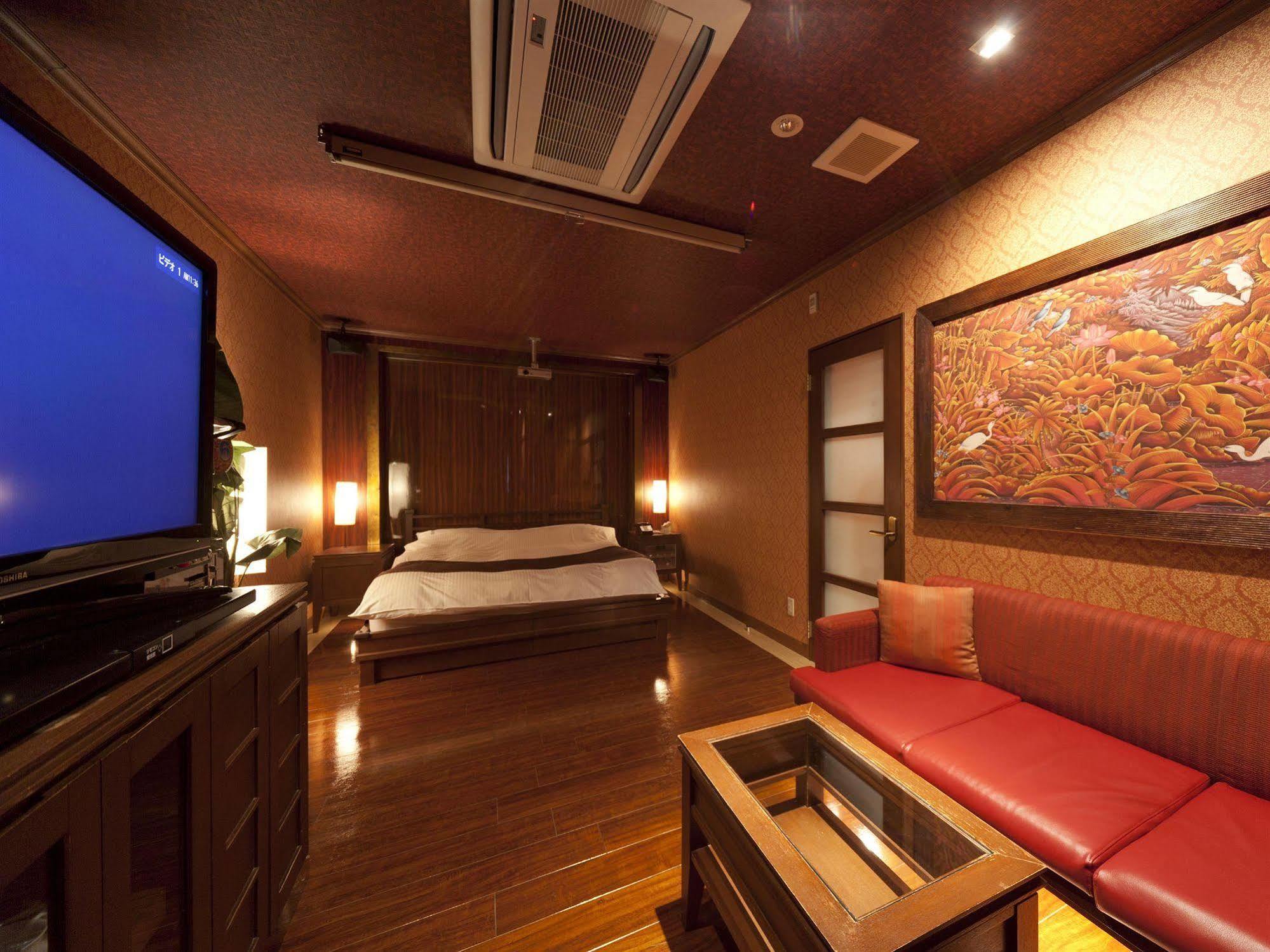 Love hotel Grand Fine Okazaki Heian Jingu Shrine (adults Only) 3*
