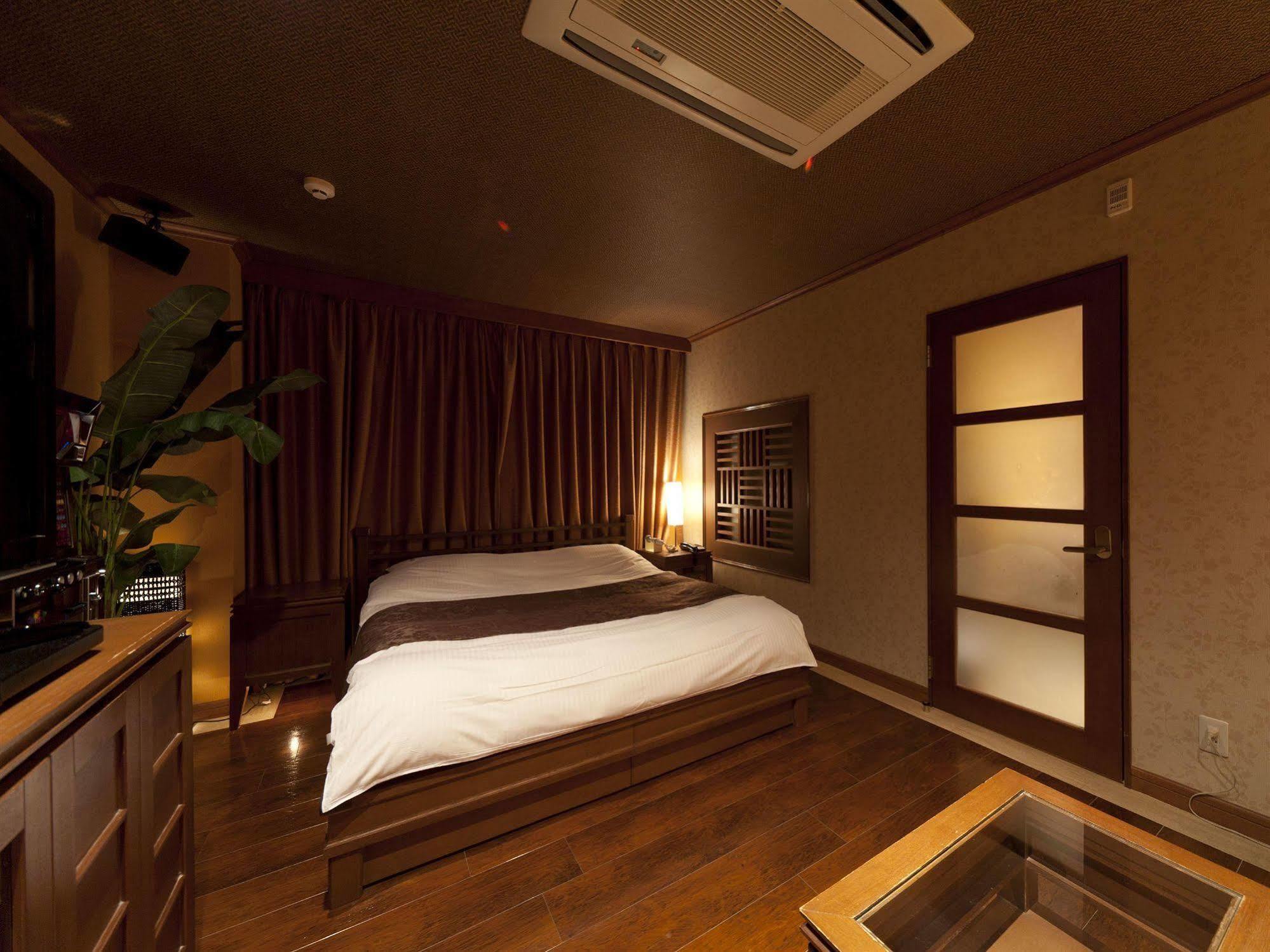 Love hotel Grand Fine Okazaki Heian Jingu Shrine (adults Only) Kyoto