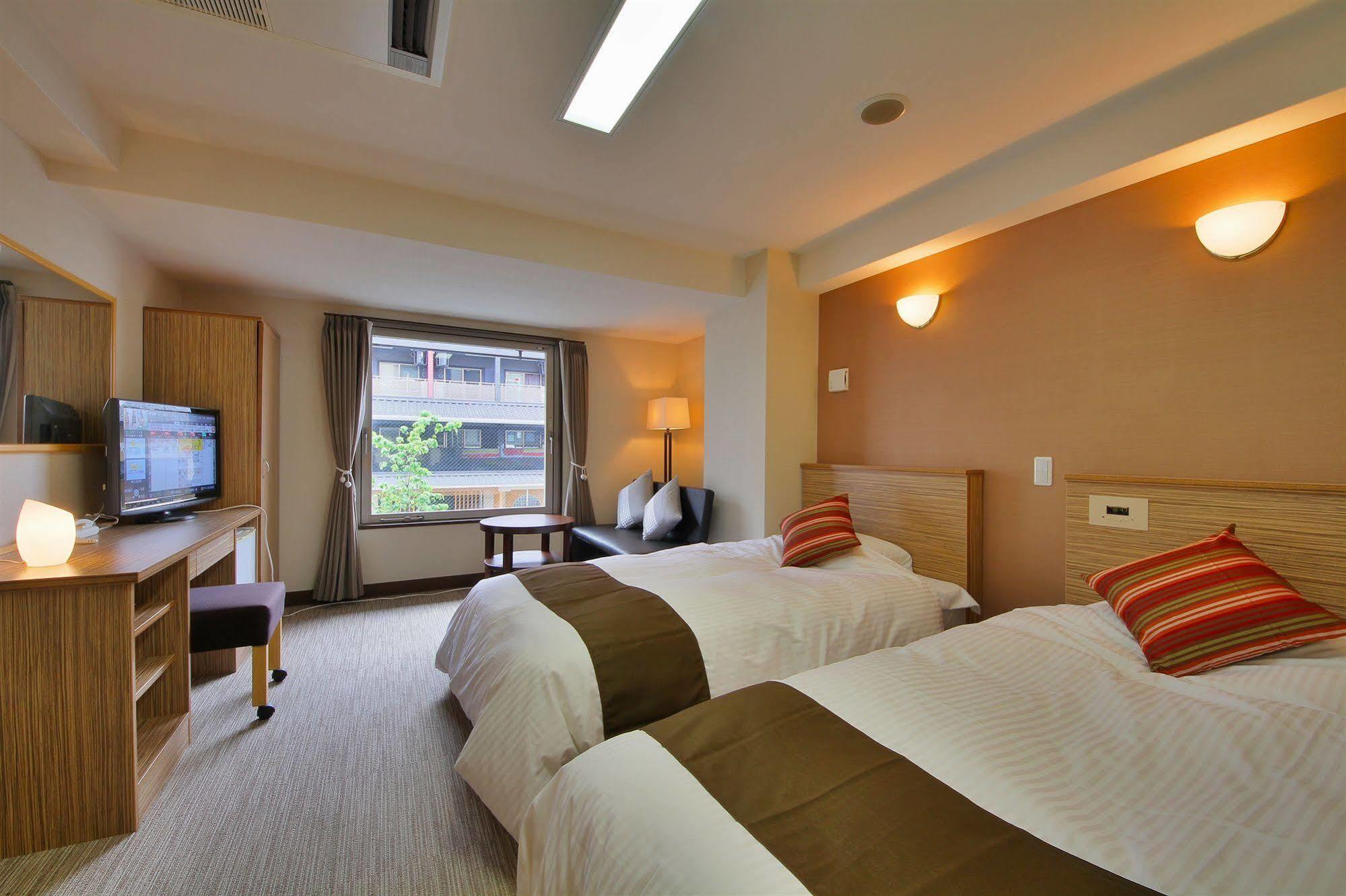 Hotel Hana 3*