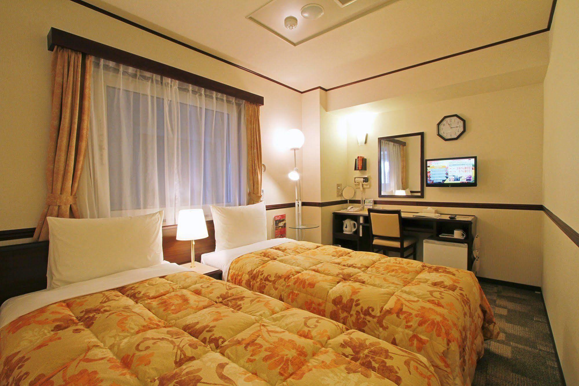 Toyoko Shijo-karasuma Hotel