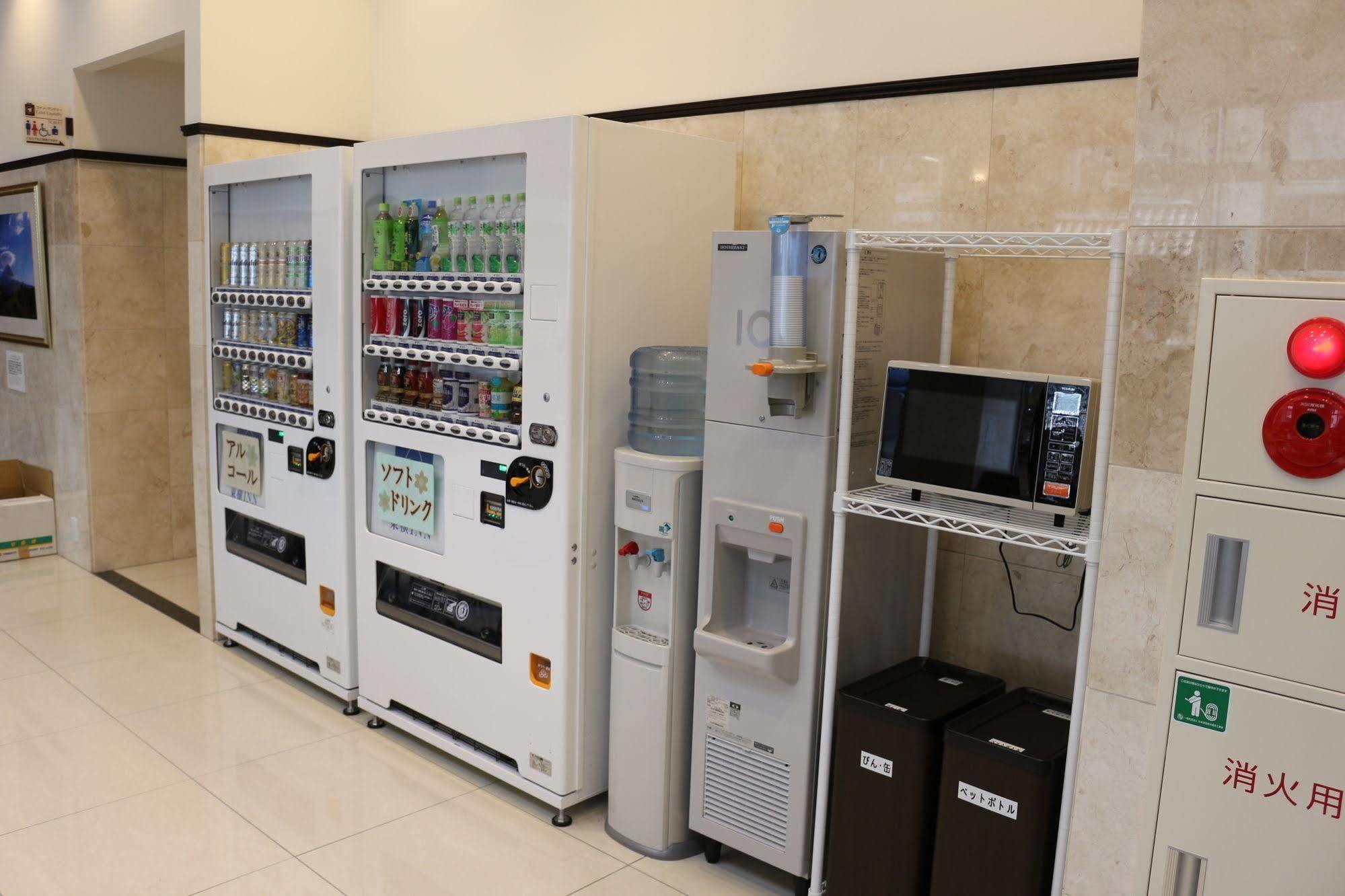 Hotel Toyoko Shijo-karasuma 3*